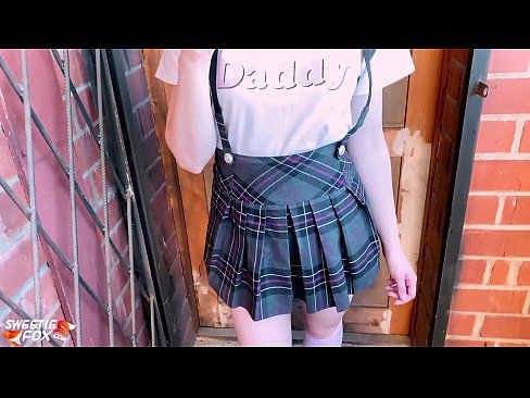 ❤️ 女学生深深地吸吮她的鸡巴,代替上课做爱 ❤❌ Anal video❌❤