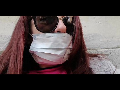 ❤️ Nicoletta报复她的邻居,在他的车库里撒尿(特别Covid19意大利检疫局) ❤❌ Anal video❌❤